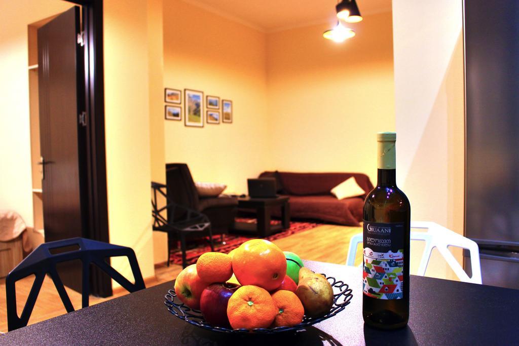 Yango Apartment Тбілісі Екстер'єр фото